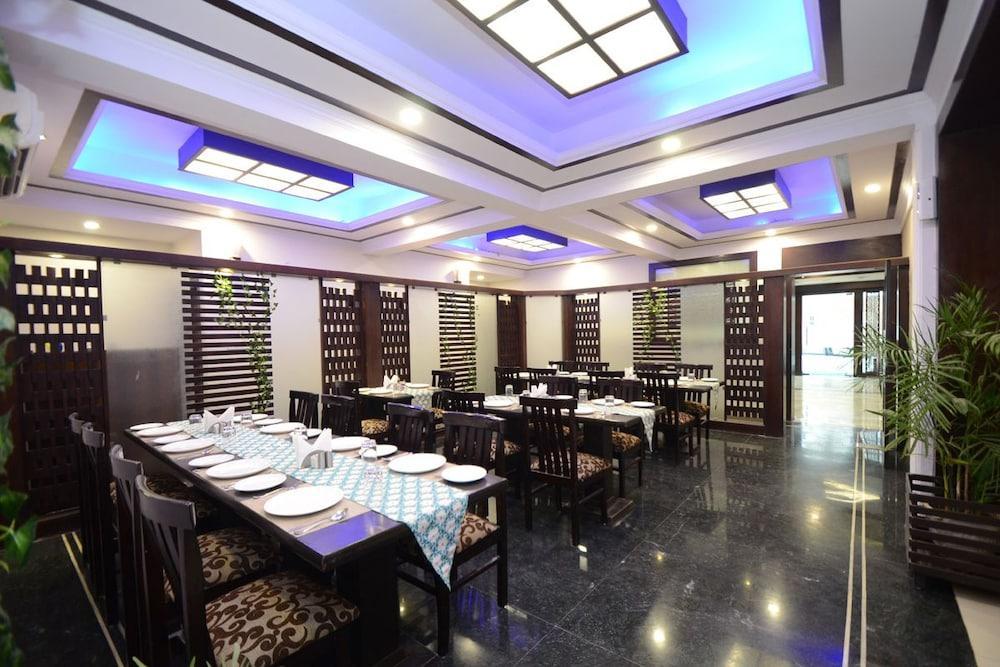 Hotel Eurasia Jaipur Exteriör bild